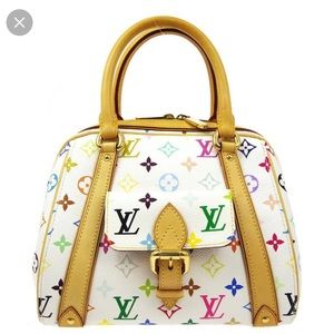 LOUIS VUITTON
Monogram Multicolor Priscilla White